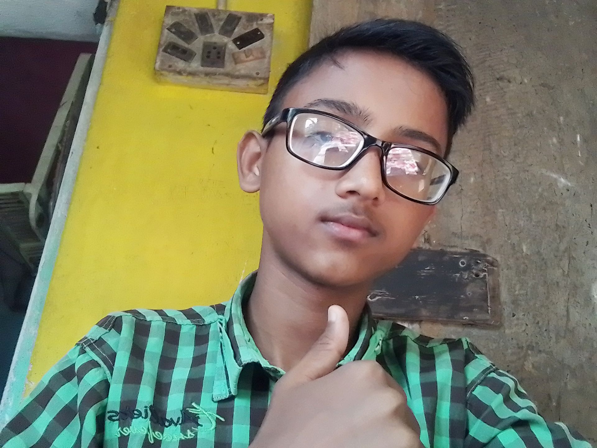WARK FROME HOME JOB'S in Biswarup 